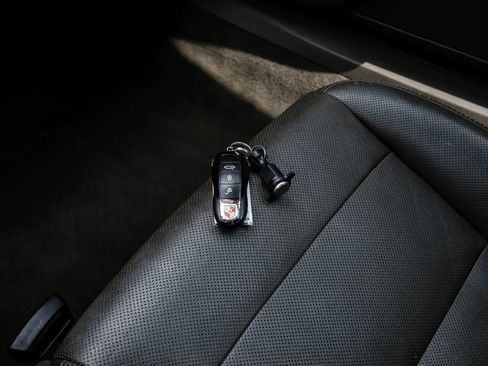 Used 2019 Porsche 911 Carrera RWD image 59