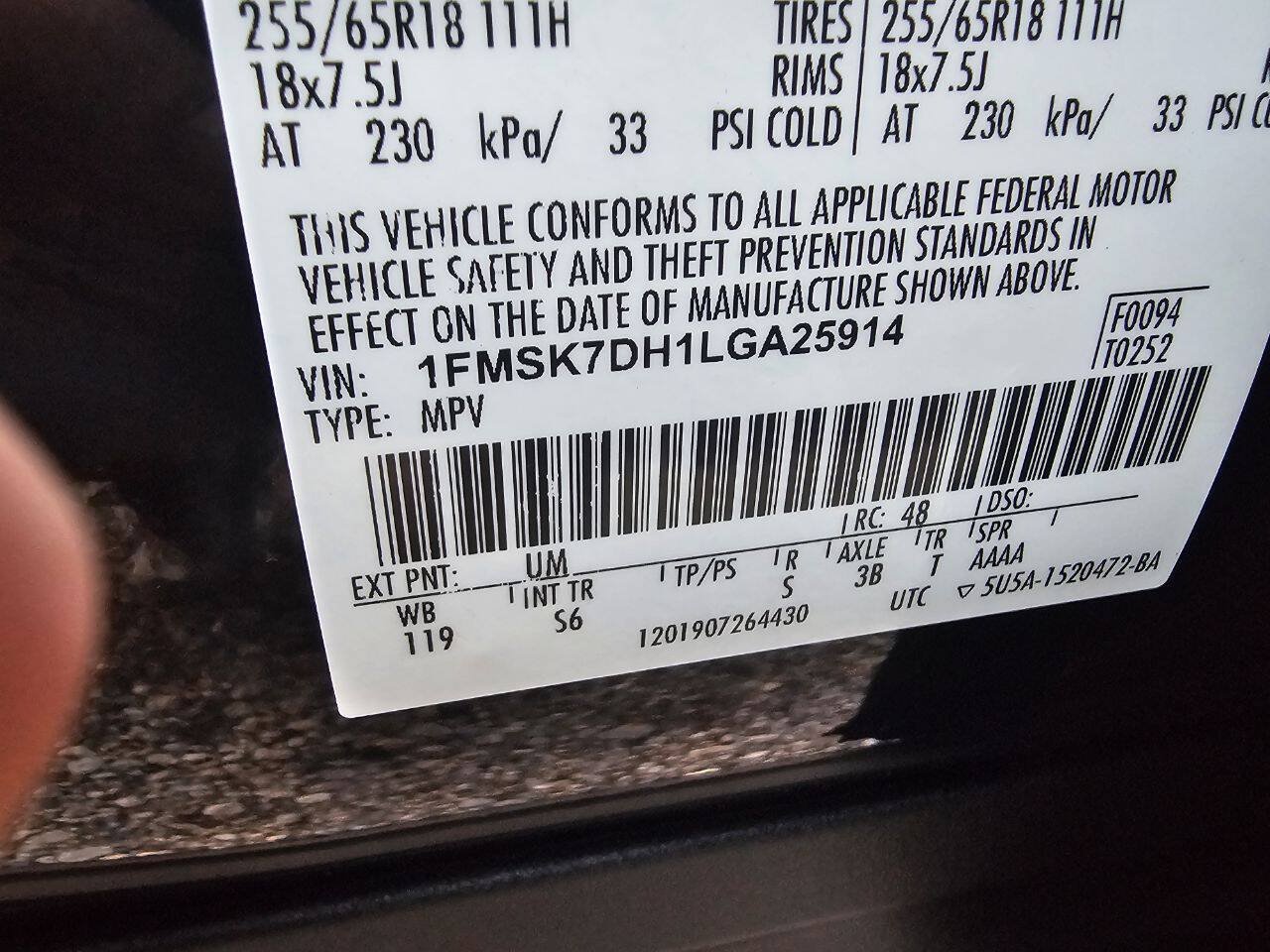 Used 2020 Ford Explorer XLT w/ Equipment Group 202A RWD image 17
