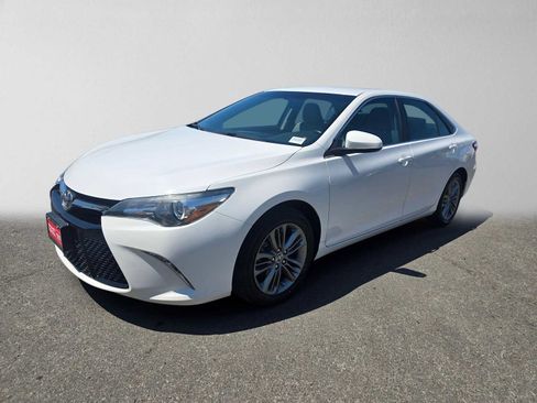 Used 2016 Toyota Camry SE FWD image 7