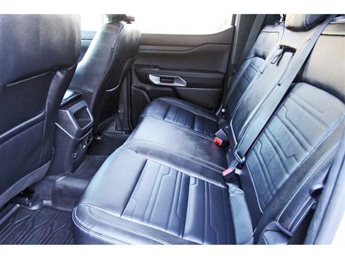 Used 2024 Ford Ranger Lariat w/ FX4 Off-Road Package image 12