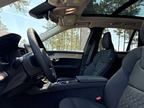 New 2026 Volvo XC90 B5 Core AWD/4WD image 22