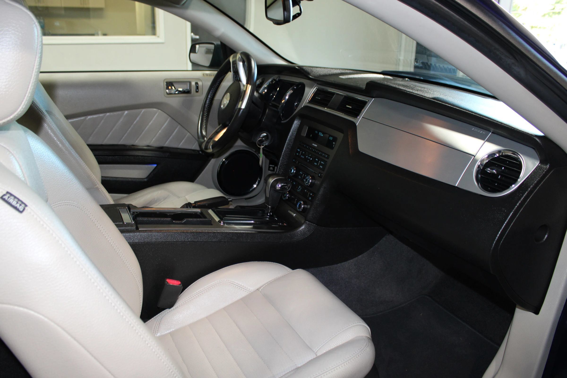 Used 2011 Ford Mustang Premium w/ Security Pkg RWD image 24