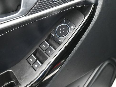 Used 2022 Ford Explorer ST image 13