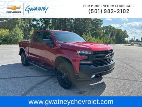 Used 2022 Chevrolet Silverado 1500 LT Trail Boss w/ Bed Protection Package AWD/4WD image 3