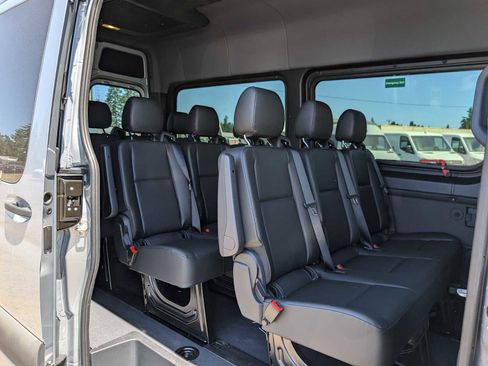 New 2025 Mercedes-Benz Sprinter 2500 image 17