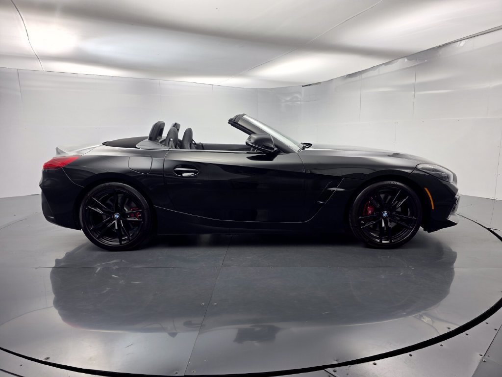 Used 2026 BMW Z4 sDrive30i w/ Dynamic Handling Package RWD image 3