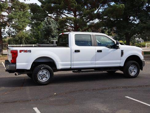 Used 2019 Ford F250 XL w/ Power Equipment Group AWD/4WD image 4