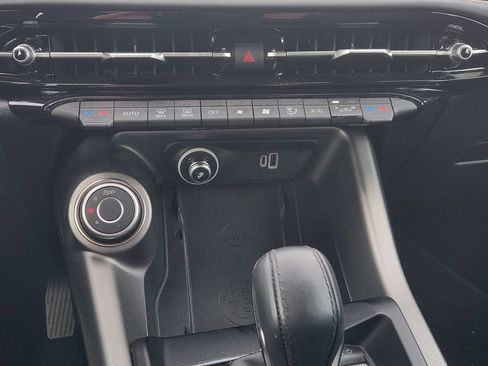 Used 2024 Alfa Romeo Tonale Ti image 19