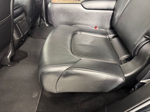 Used 2024 Nissan Armada SL w/ Captain's Chairs Package AWD/4WD image 29