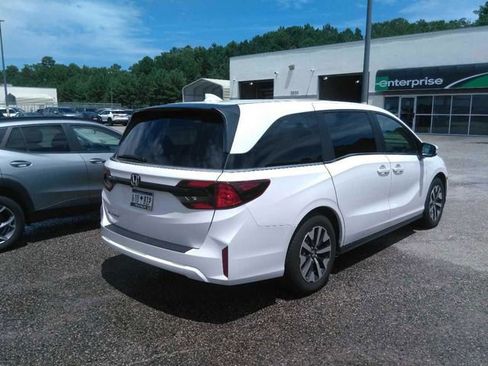 Used 2025 Honda Odyssey EX-L image 2