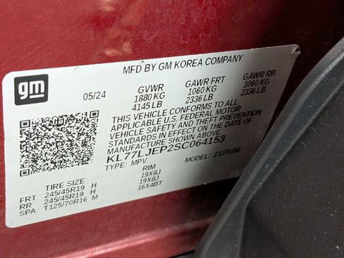 Used 2025 Chevrolet Trax RS w/ Sunroof Package FWD image 34