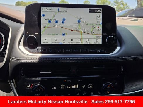 Used 2023 Nissan Rogue Platinum w/ Platinum Premium Package FWD image 21