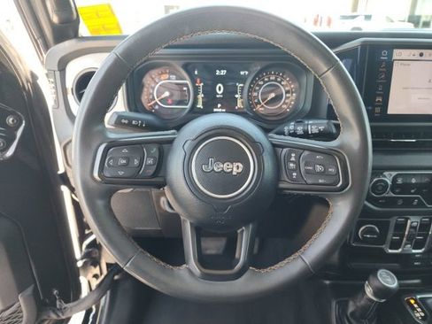 Used 2024 Jeep Wrangler Unlimited Sport AWD/4WD image 32