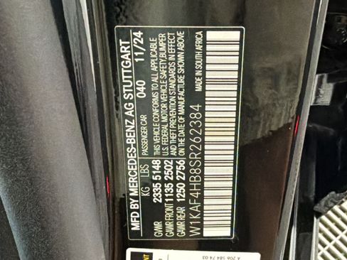 Used 2025 Mercedes-Benz C 300 4MATIC Sedan image 25