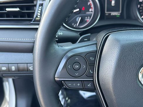 Used 2024 Toyota Camry SE image 16