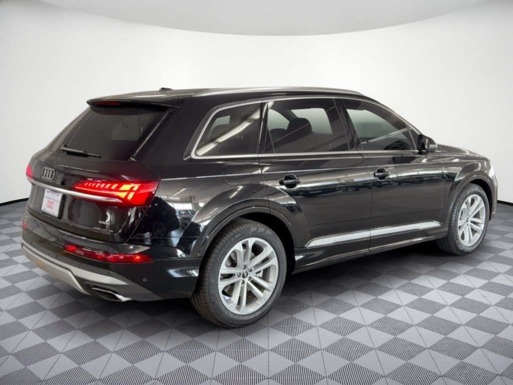 Used 2026 Audi Q7 3.0T Premium Plus w/ Premium Plus Package AWD/4WD image 9