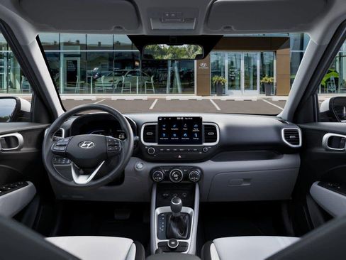 New 2025 Hyundai Venue SEL image 11