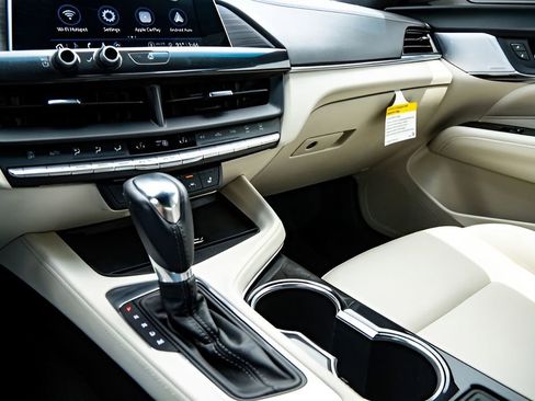 Used 2023 Cadillac CT4 Luxury w/ Sun And Sound Package image 15