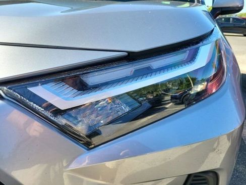 Used 2025 Toyota RAV4 XLE image 10