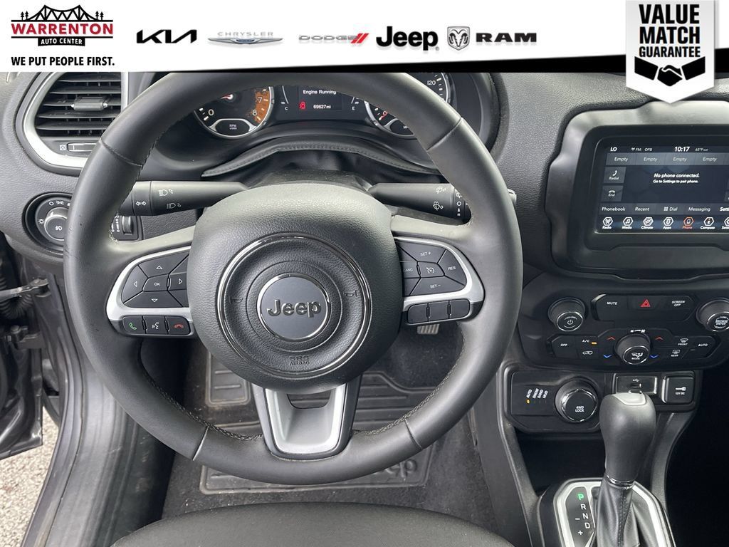 Used 2018 Jeep Renegade Latitude AWD/4WD image 15