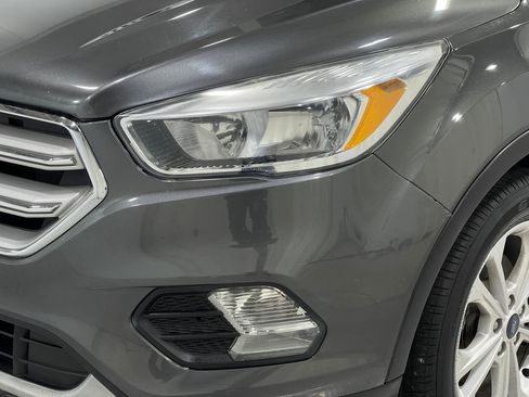 Used 2018 Ford Escape SE FWD image 31