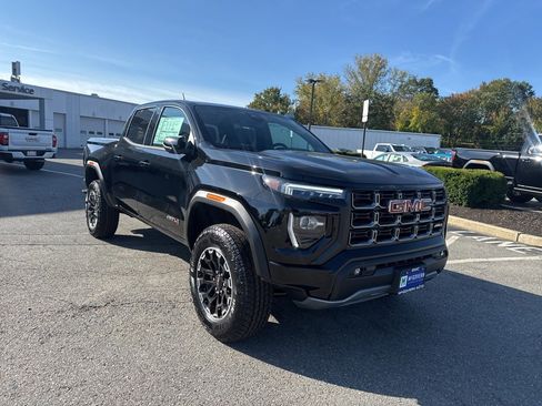 New 2026 GMC Canyon AT4 image 8