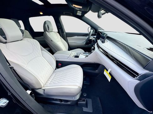 New 2026 INFINITI QX60 Autograph w/ Dark Cargo Package image 31