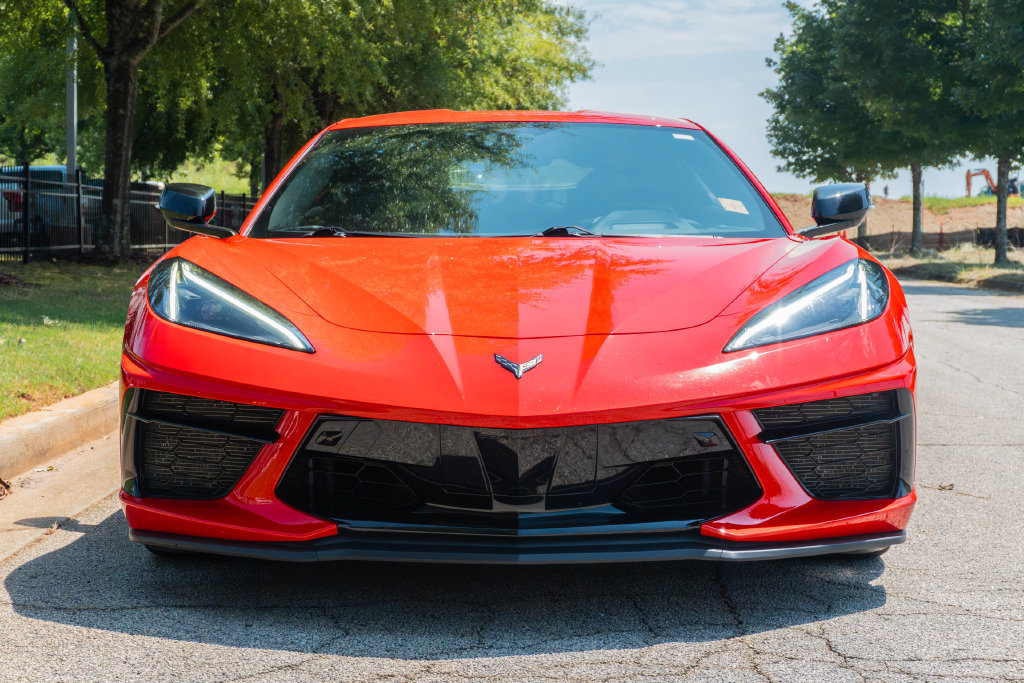 Used 2021 Chevrolet Corvette Stingray Preferred Cpe w/ Z51 Performance Package RWD image 2