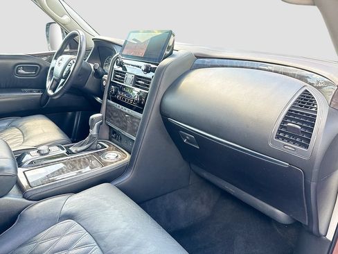 Used 2022 Nissan Armada Platinum RWD image 33