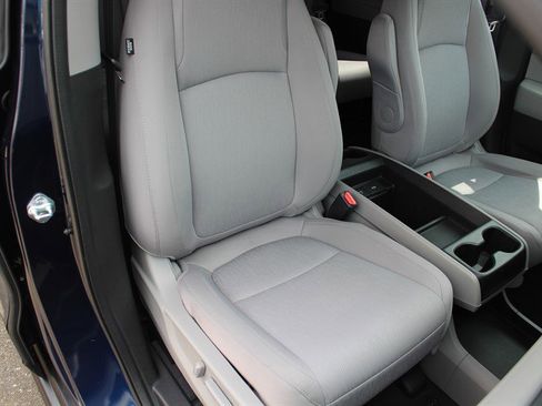 Used 2021 Honda Odyssey LX image 27