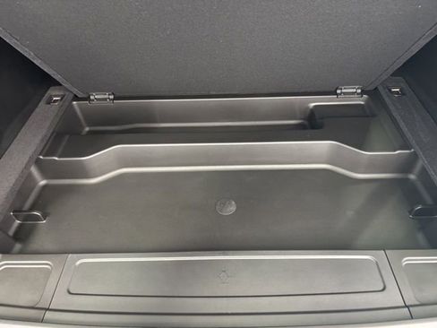 New 2026 Jeep Grand Wagoneer L Limited AWD/4WD image 8