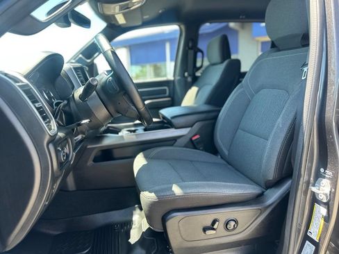 Used 2022 RAM 1500 Big Horn AWD/4WD image 19