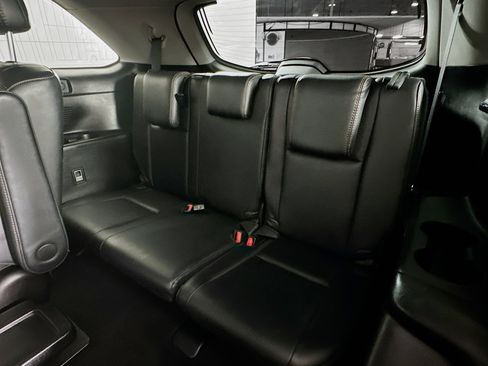 Used 2017 Toyota Highlander Limited image 29