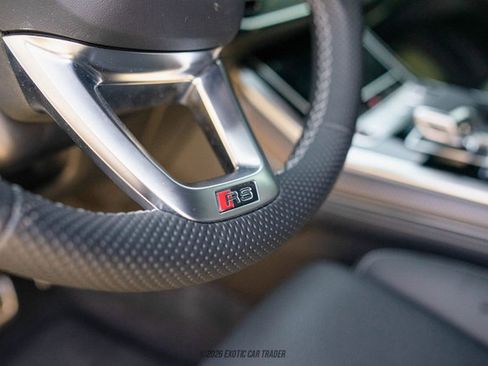 Used 2023 Audi RS Q8 image 28