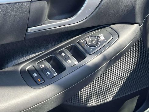 Certified 2025 Hyundai Sonata SE FWD image 17