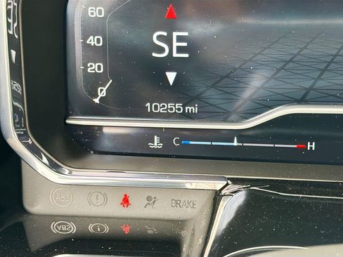 Used 2025 GMC Sierra 1500 Elevation w/ Elevation Premium Package image 39