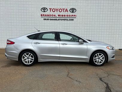 Used 2016 Ford Fusion SE