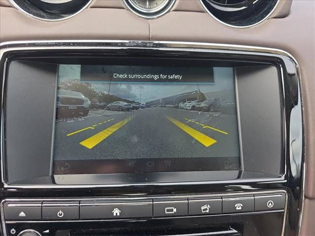 Used 2016 Jaguar XJ L Portfolio AWD/4WD image 23