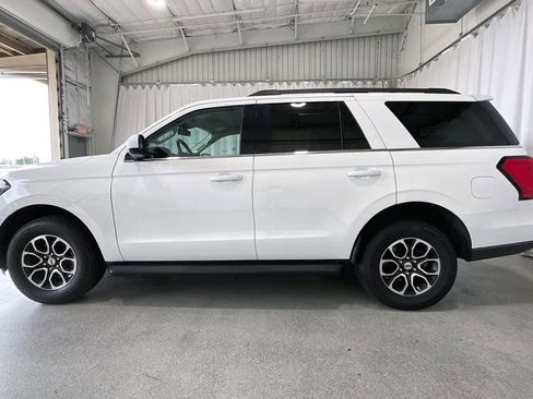 Used 2024 Ford Expedition XLT image 26