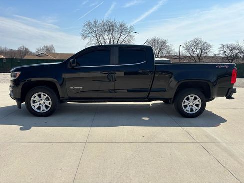 Used 2017 Chevrolet Colorado LT w/ LT Convenience Package image 2