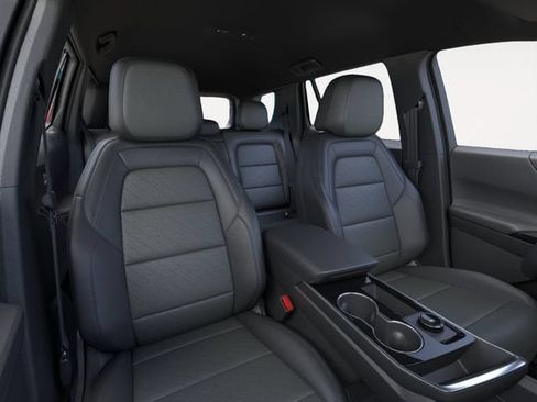 New 2026 Chevrolet Equinox LT w/ Convenience Package II FWD image 16