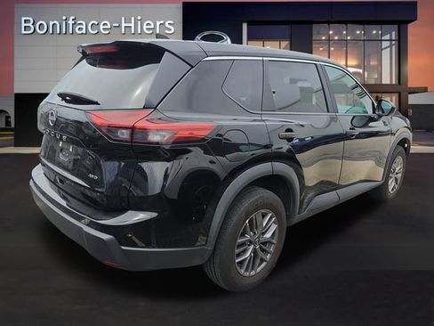 Used 2024 Nissan Rogue S AWD/4WD image 5