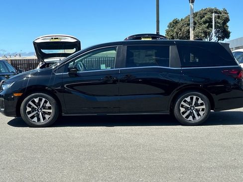 New 2026 Honda Odyssey EX-L image 6