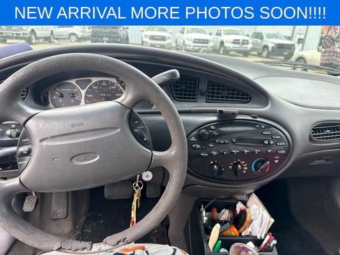 Used 1999 Ford Taurus SE FWD image 13