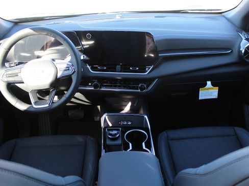 New 2026 Chevrolet Equinox LT image 22