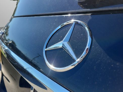 Certified 2026 Mercedes-Benz GLS 450 4MATIC image 32