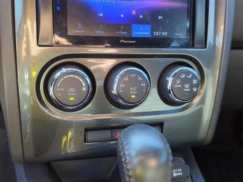 Used 2012 Dodge Challenger SXT image 16