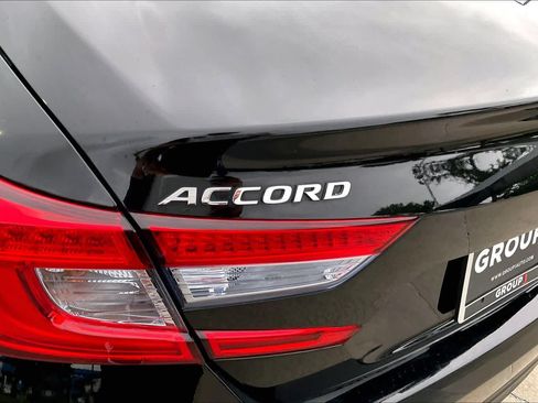 Used 2020 Honda Accord Touring image 30