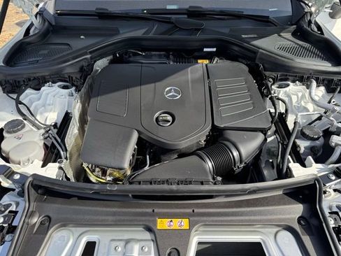 Used 2026 Mercedes-Benz GLC 300 4MATIC image 10