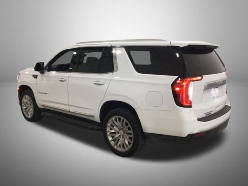 Used 2024 GMC Yukon SLT w/ SLT Luxury Package AWD/4WD image 1